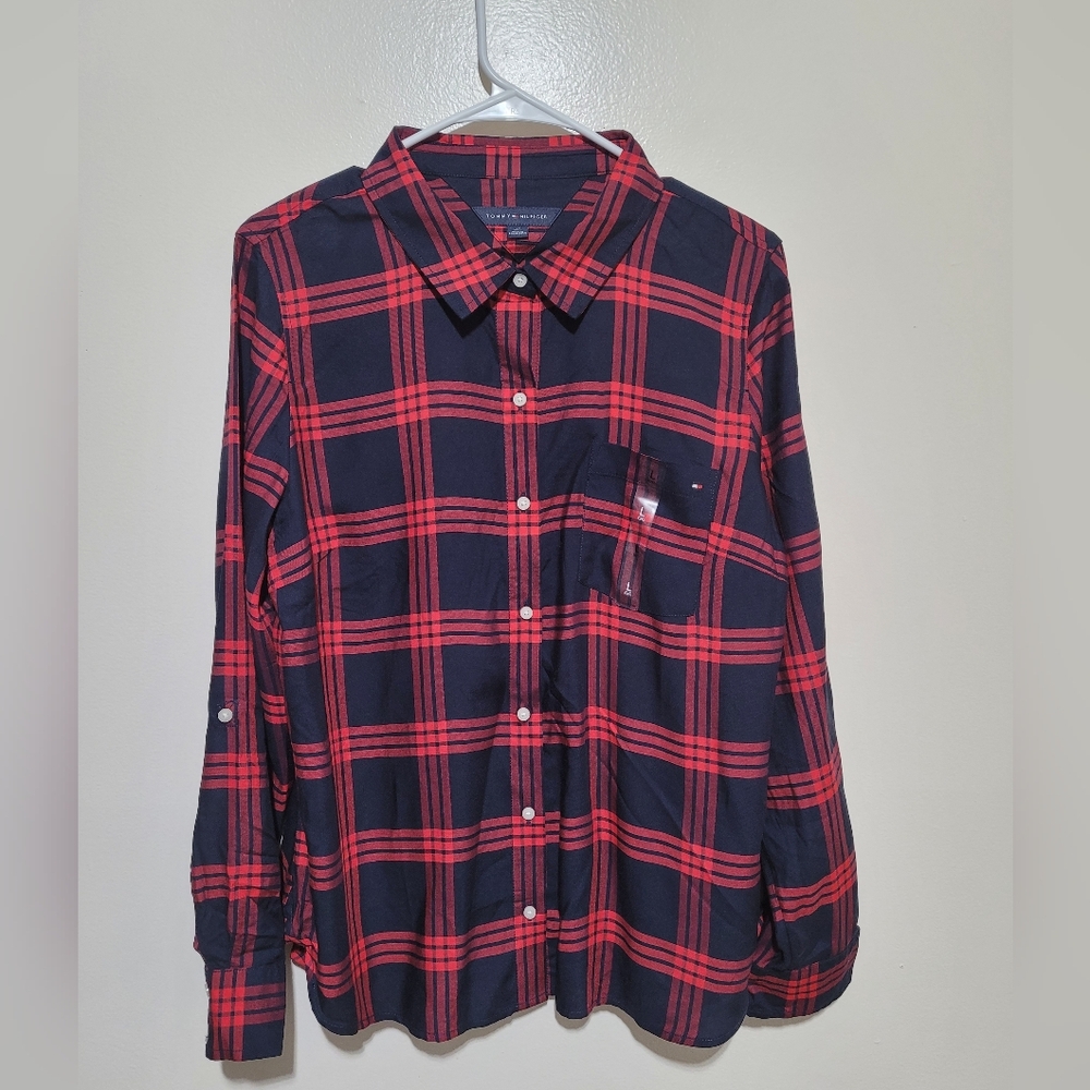 NWT Tommy Hilfiger Red and Black Plaid Long Sleeve Shirt